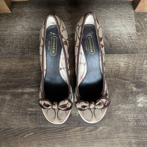 Coach Wedge Women’s shoe size 8m. - Picture 12 of 12